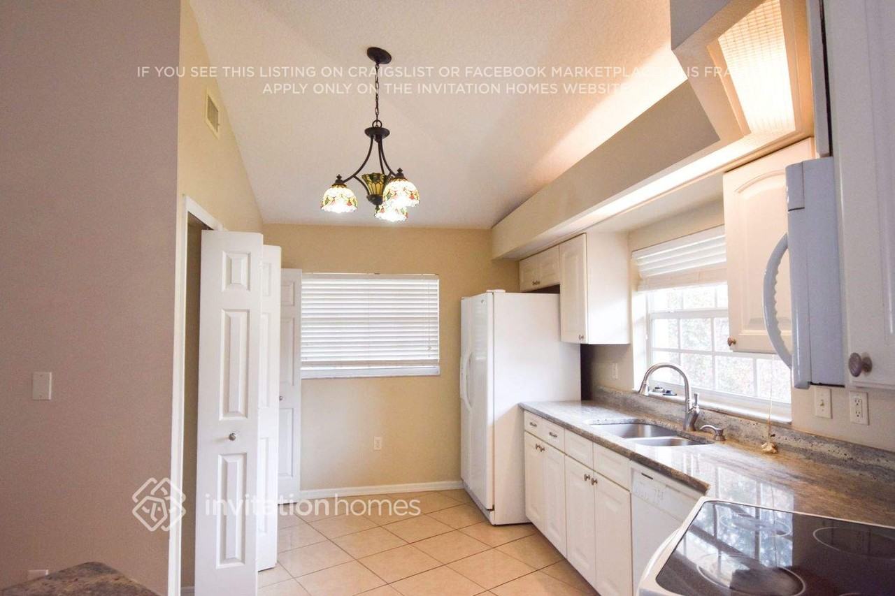 4920 Treasure Cay Rd - Photo 4 of 10