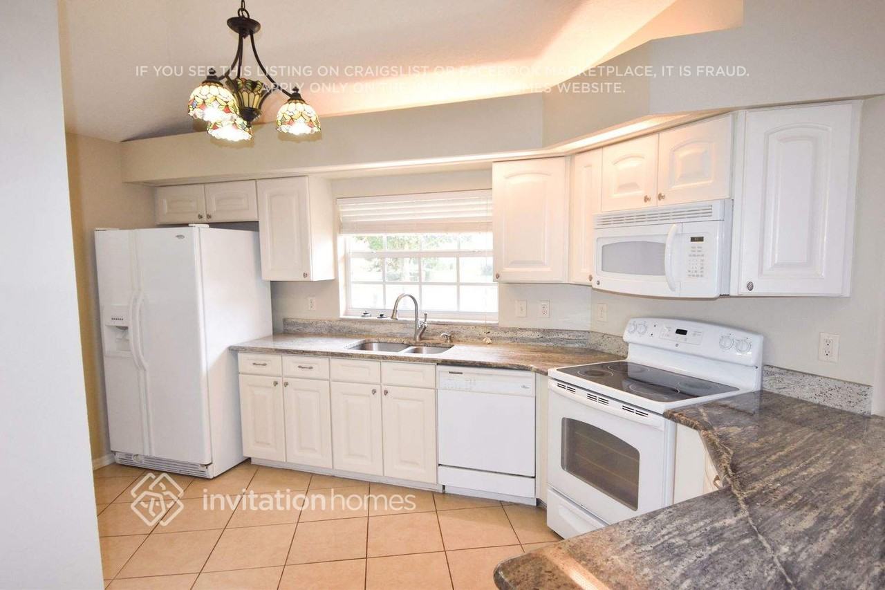 4920 Treasure Cay Rd - Photo 5 of 10