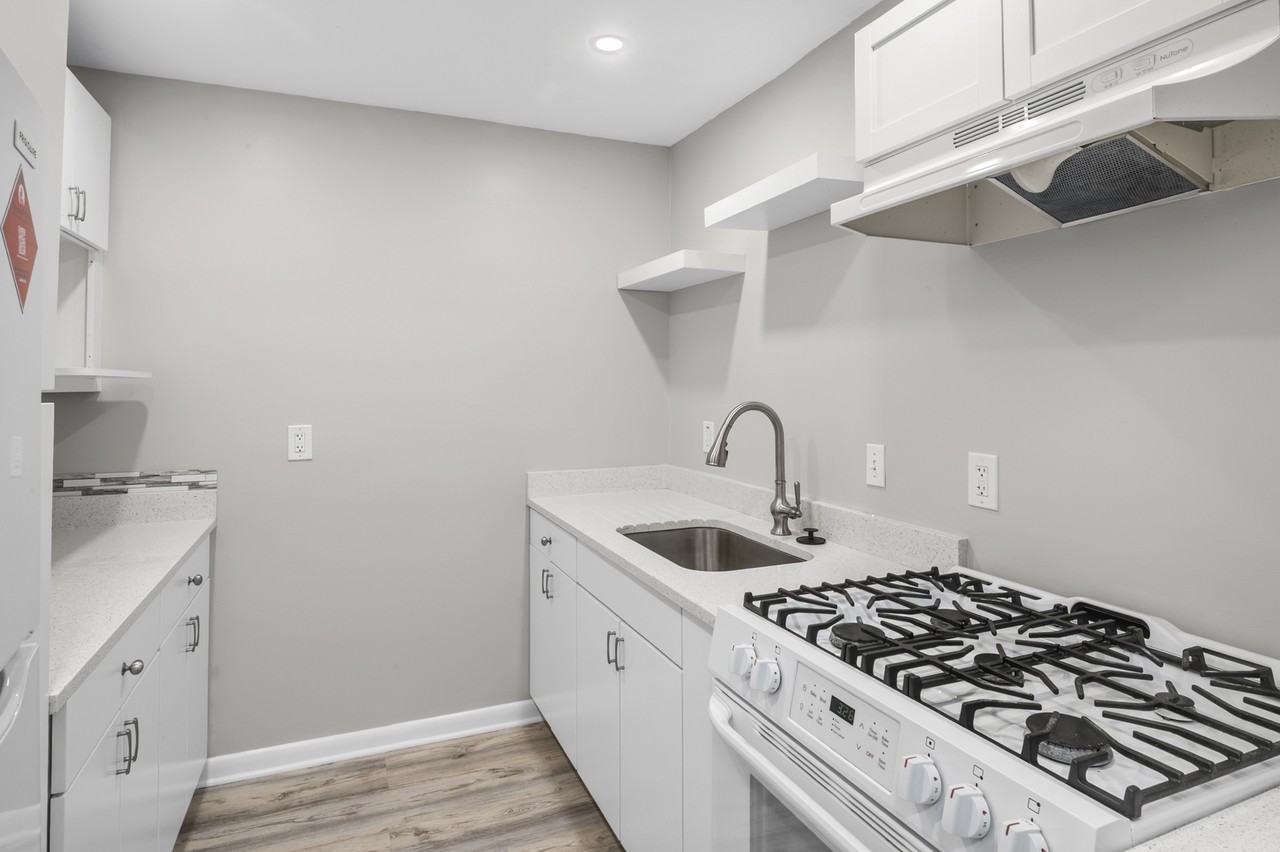 10530 Cross Fox Ln #B2 - Photo 2 of 23