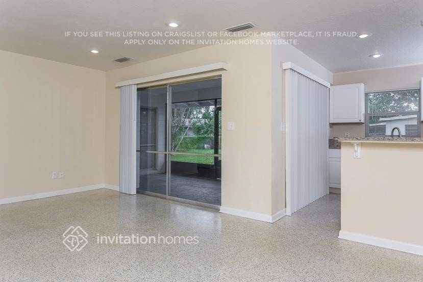 1710 Puritan Ave - Photo 3 of 18