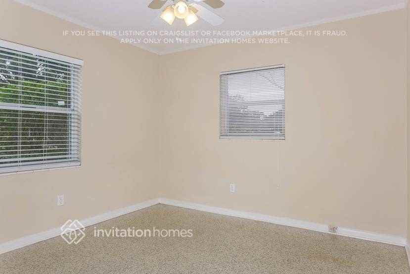 1710 Puritan Ave - Photo 6 of 18
