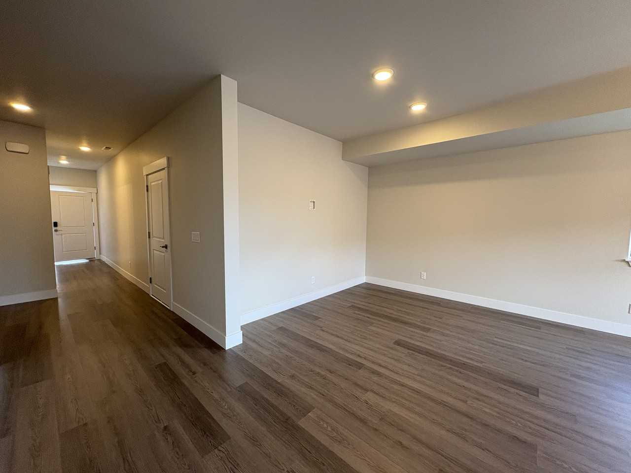 1075 Red Apple Road #E17 - Photo 5 of 22
