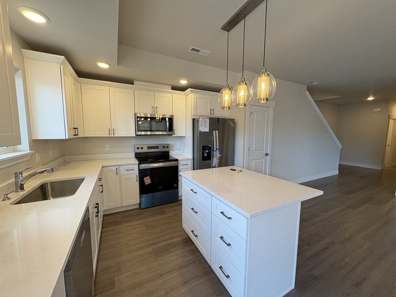1075 Red Apple Road #E17 - Photo 6 of 22