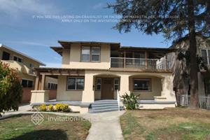 featured image of 1613 W 49th St