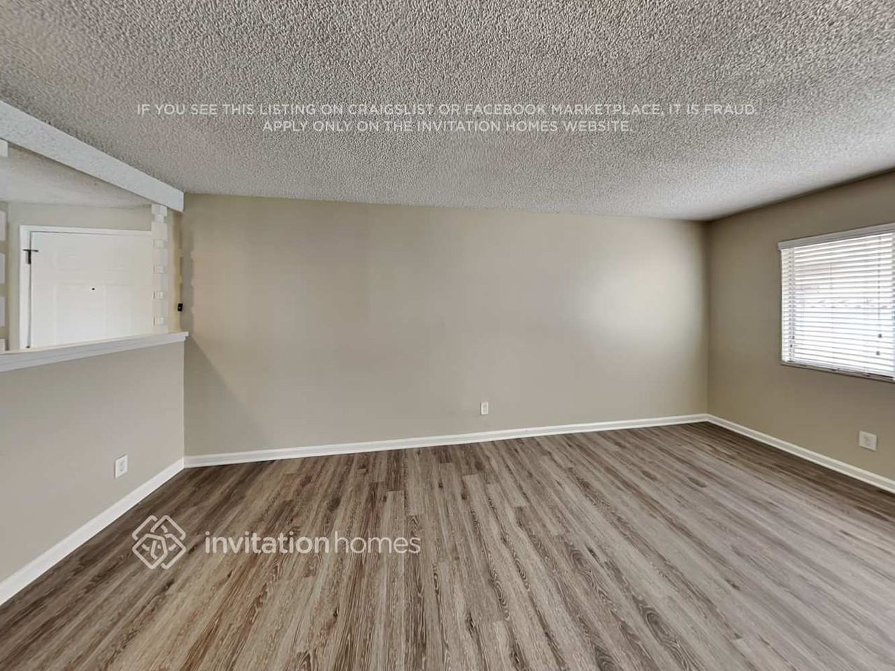 1406 E Elsmere Dr - Photo 5 of 17