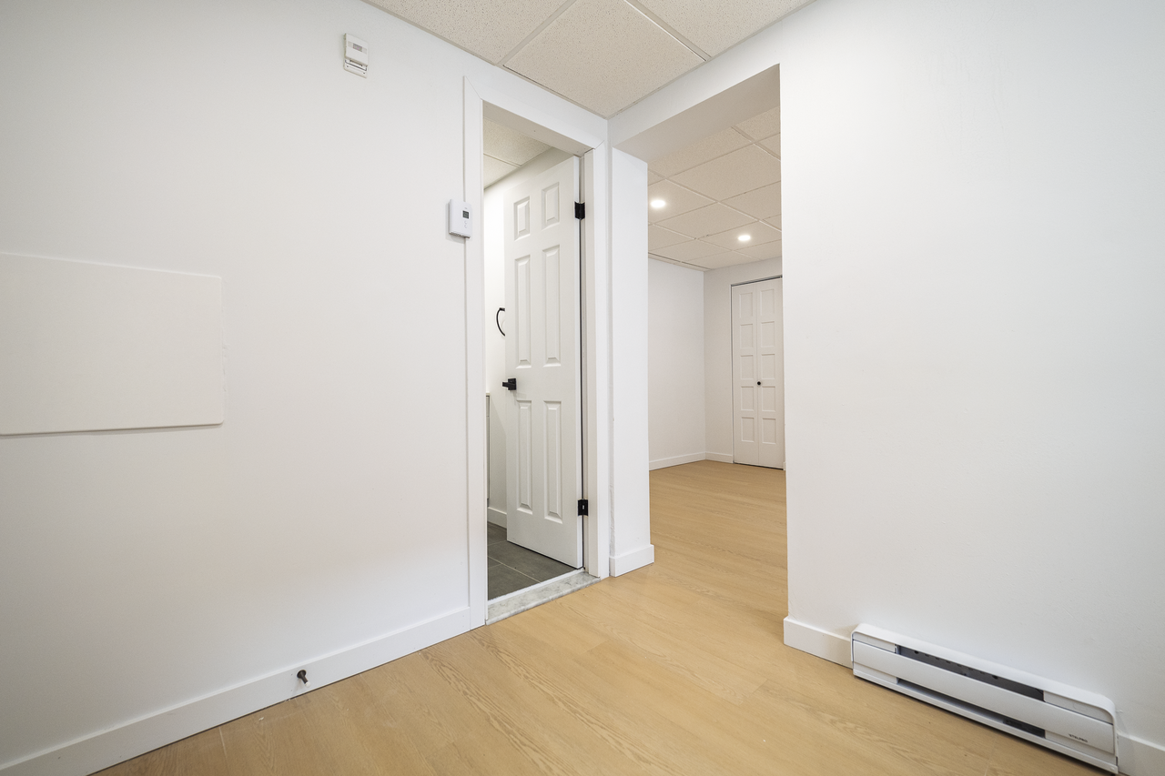 8281 Av Des Vendéens — photo 3