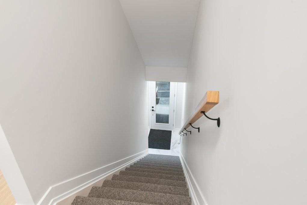 49 Grosvenor - Photo 2 of 28