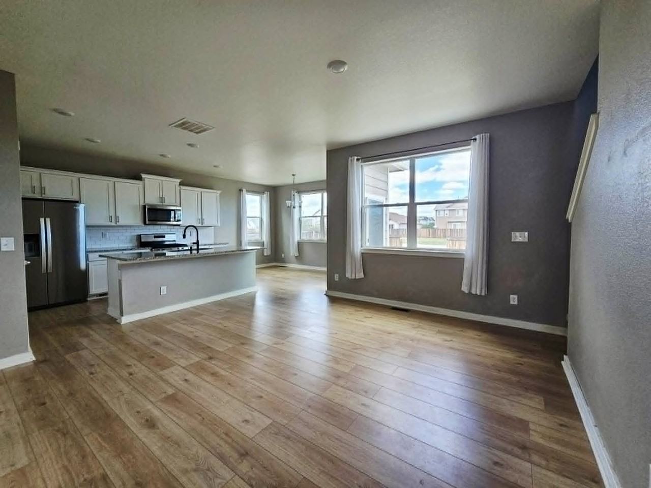 10116 Castor Dr #1 - Photo 3 of 15