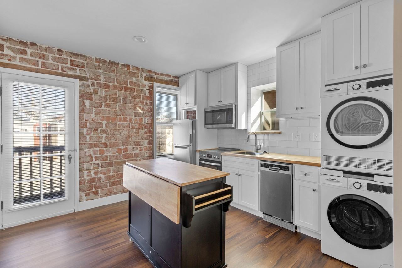 4949A Oleatha Ave #4949A - Photo 4 of 16