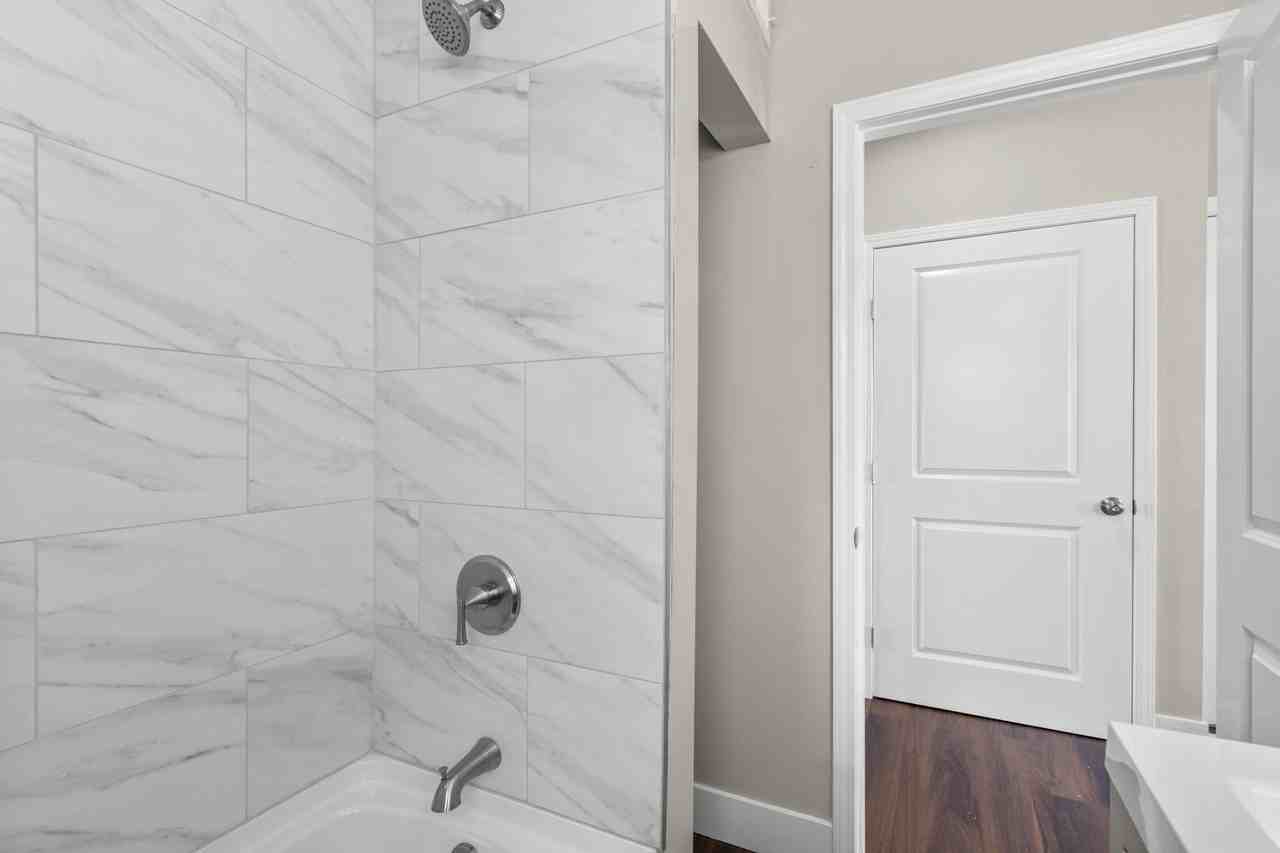 4949A Oleatha Ave #4949A - Photo 7 of 16