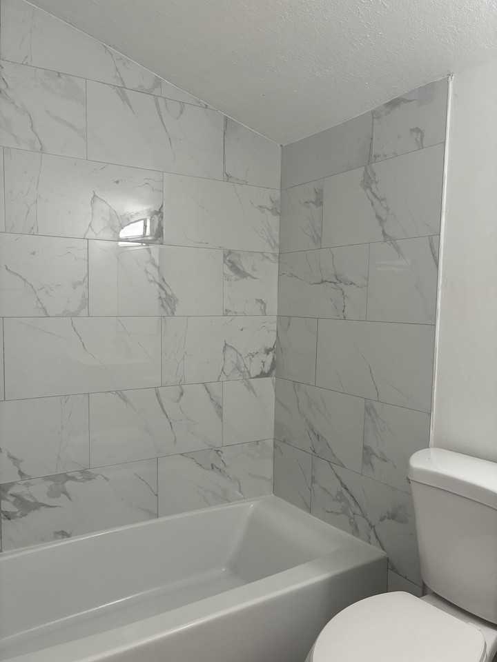 3311 N Pearl St #1 - Photo 3 of 11