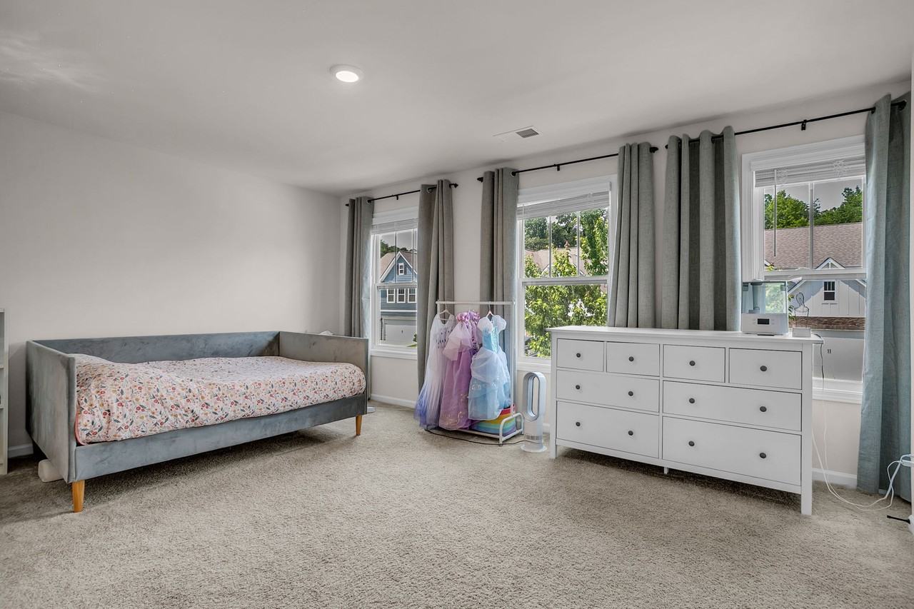 16 Daybreak Pl #1 - Photo 7 of 10