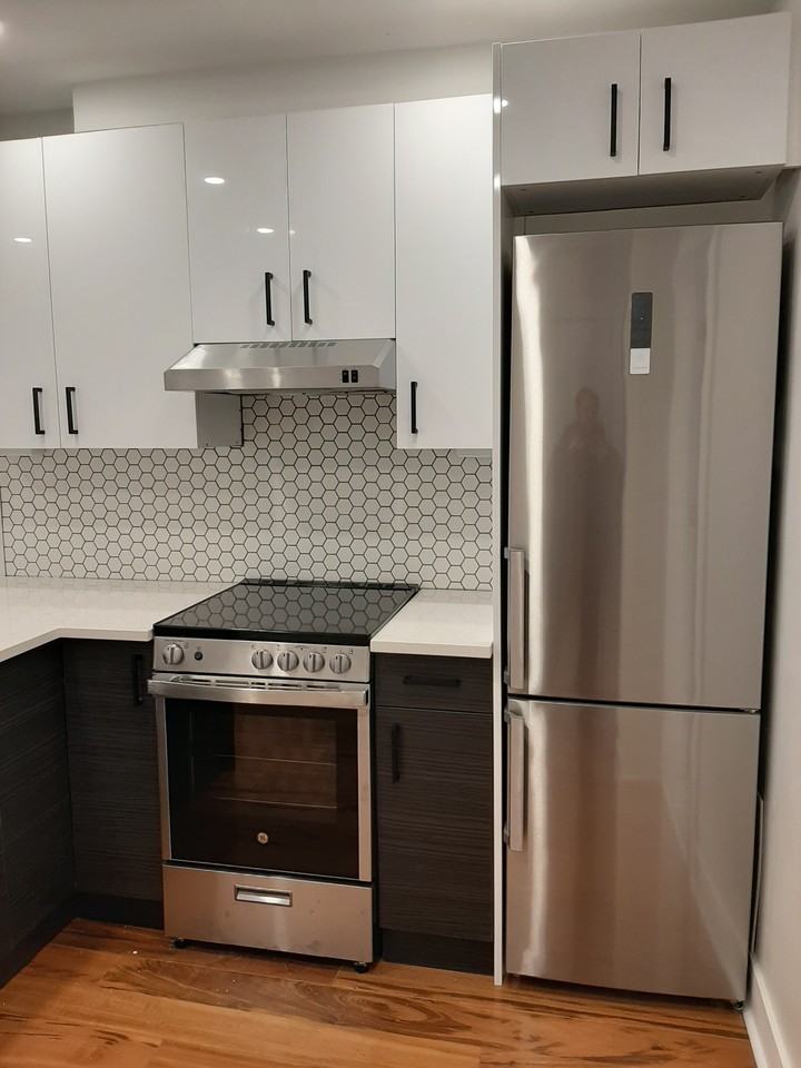 1085 Rue Mistral — photo 2