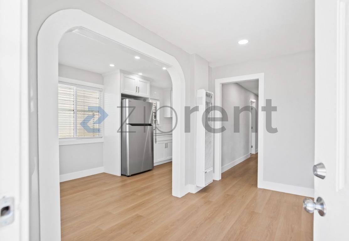 2421 Standard Ave #A - Photo 7 of 27