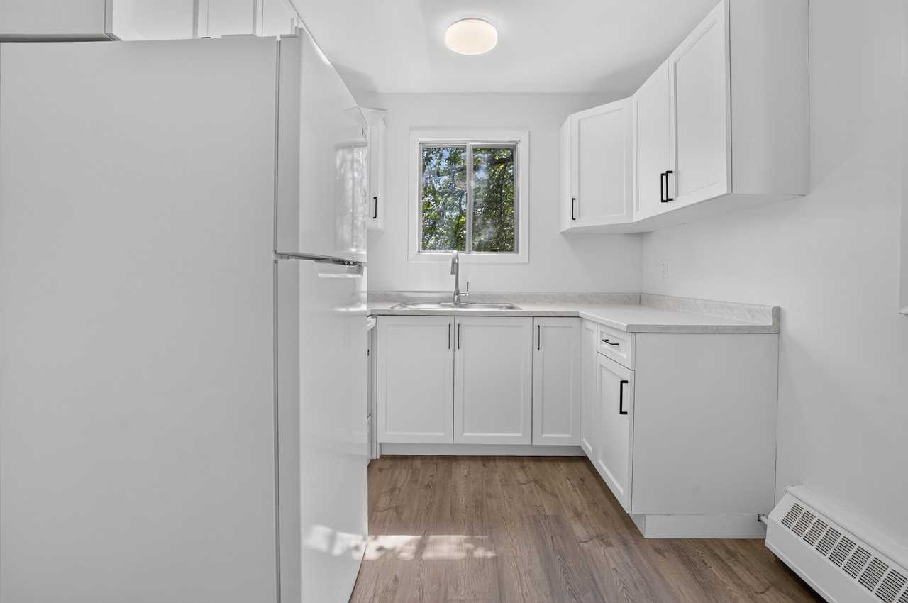 Allen Apartments - Photo 4 of 26
