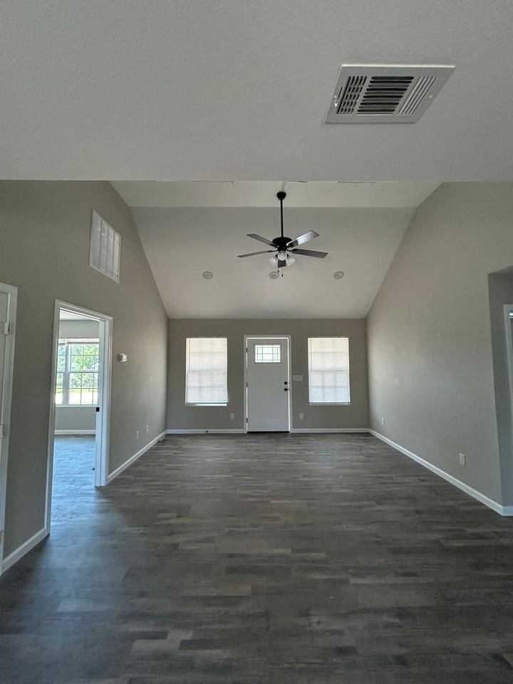140 Annie Mae Dr - Photo 5 of 16