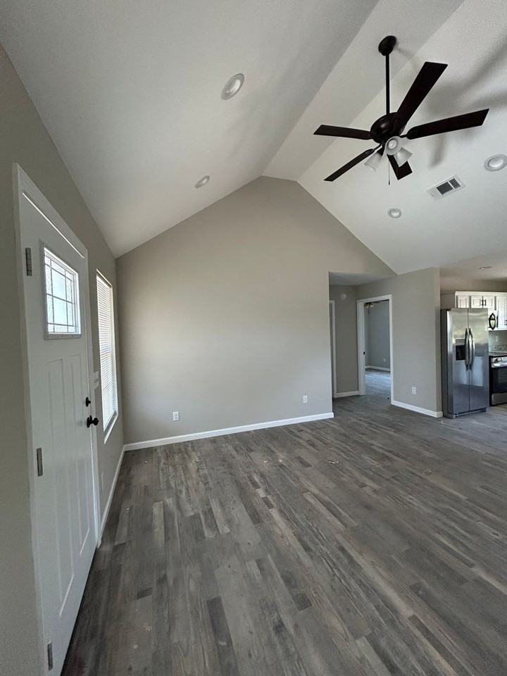 140 Annie Mae Dr - Photo 6 of 16