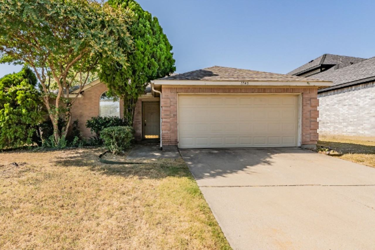 1740 Cedar Tree Dr