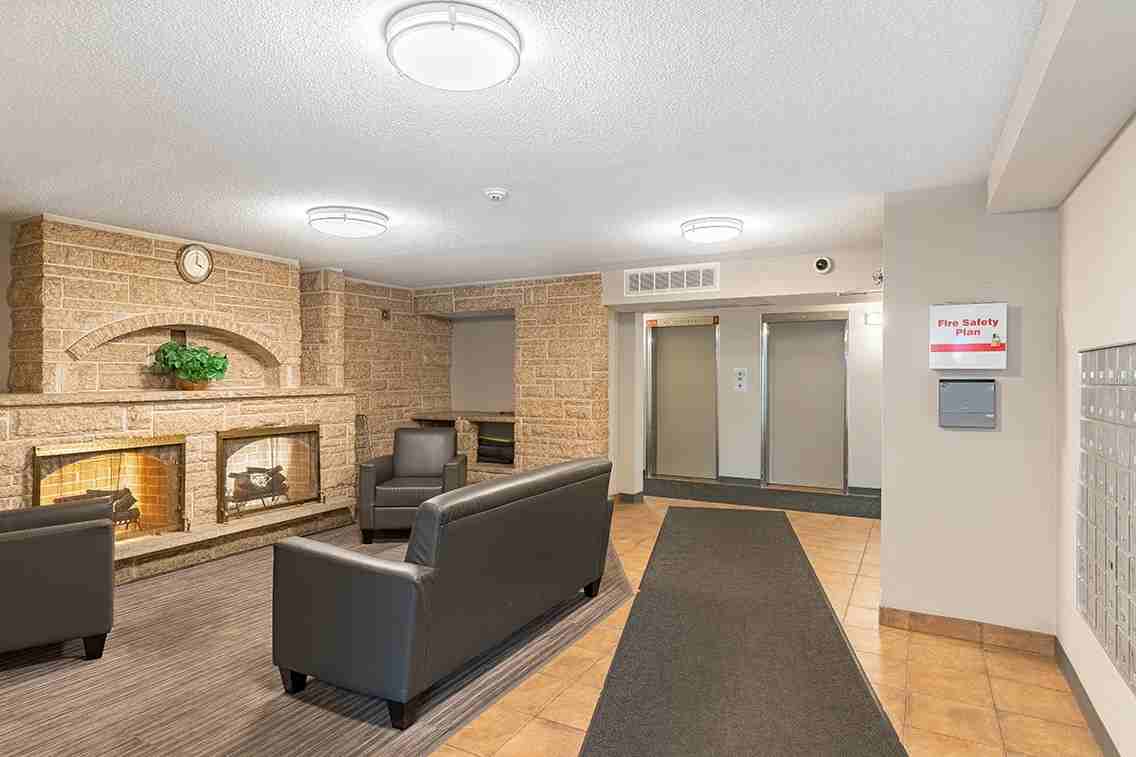 Granite House - Photo 3 of 20