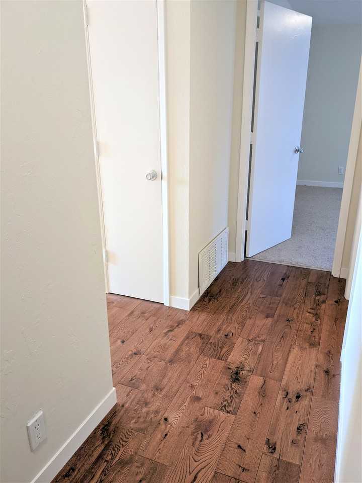 211 Cornwall St #7 - Photo 5 of 9