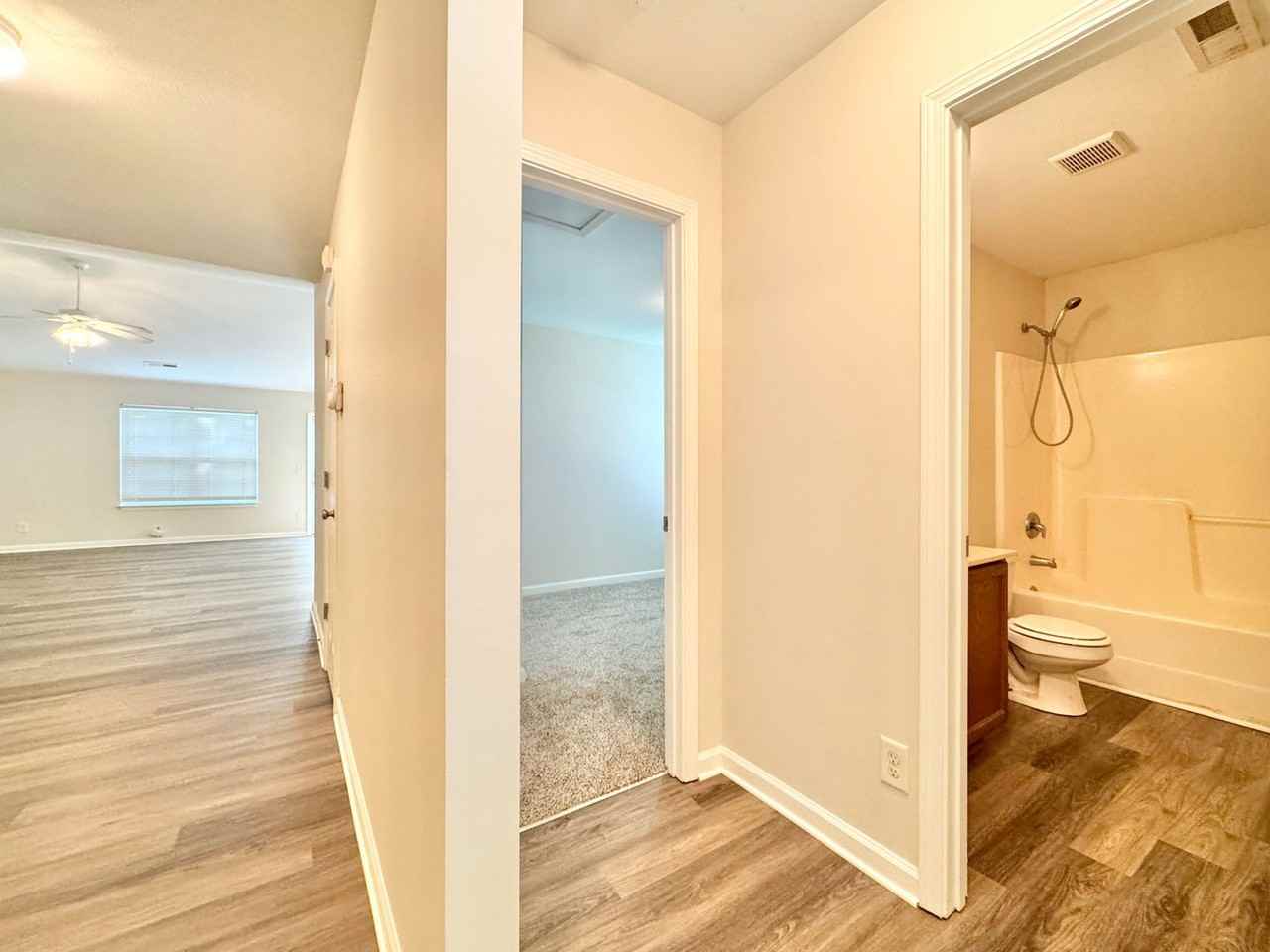 3707 Whitworth Dr - Photo 3 of 20