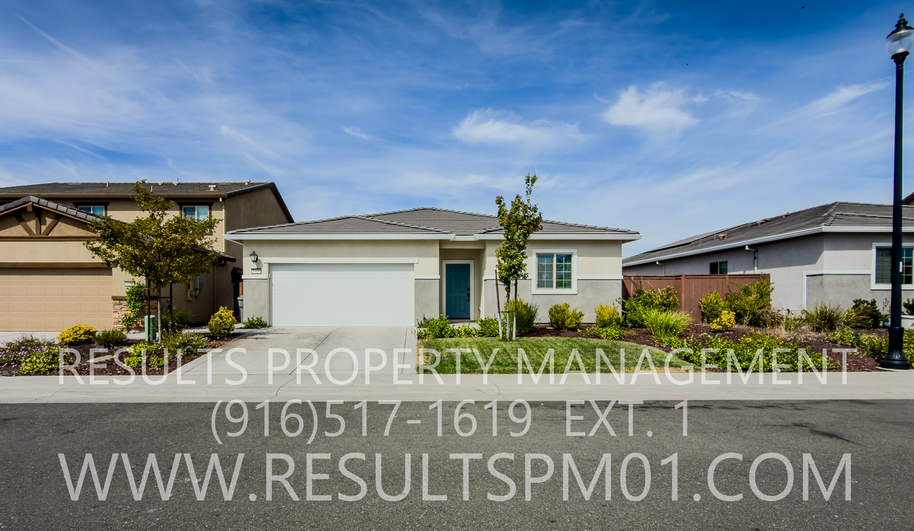 2048 Ballet Way - Photo 2 of 32