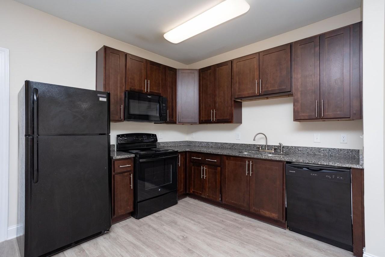 161 Howard Ln #304 - Photo 5 of 24