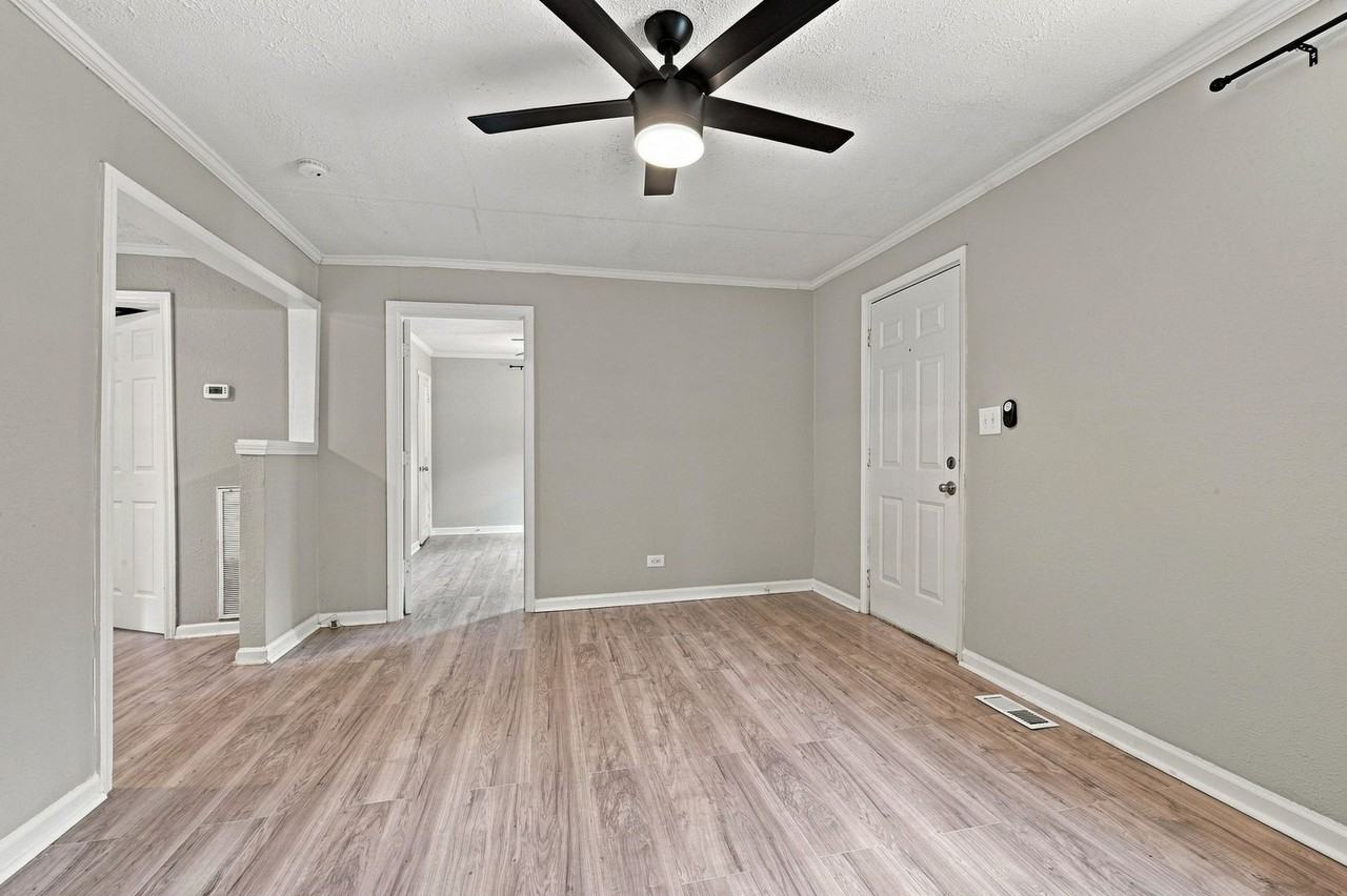 1202B Cline Ave - Photo 7 of 27