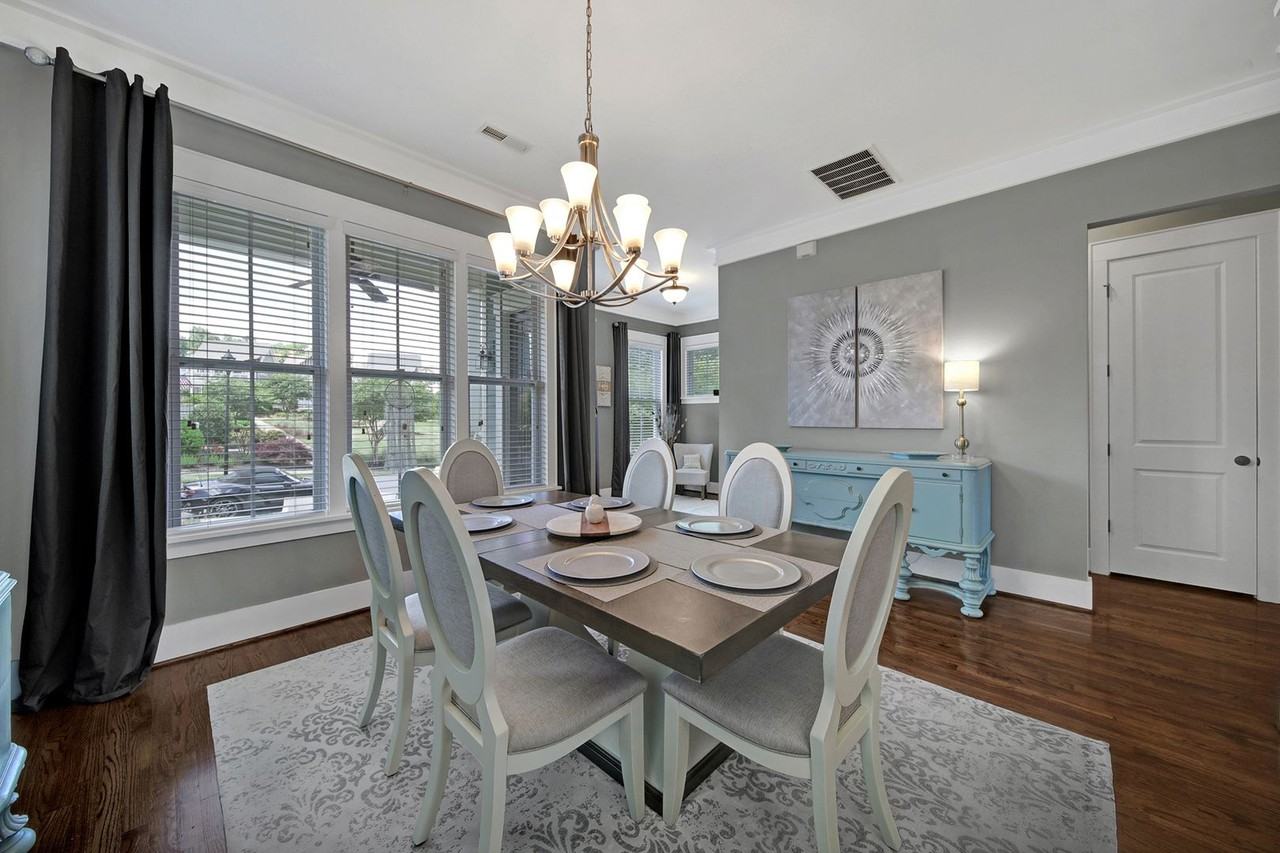 324 Mariemont Way - Photo 4 of 21