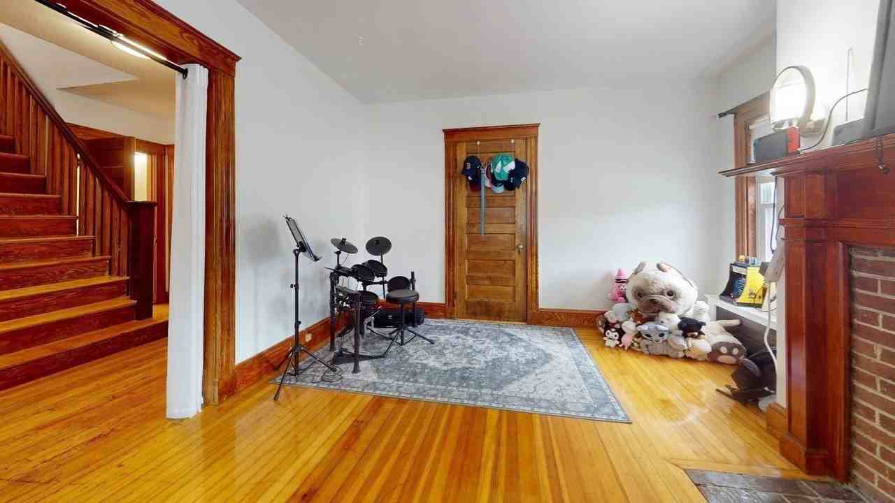 1173 Boylston St - Photo 7 of 11