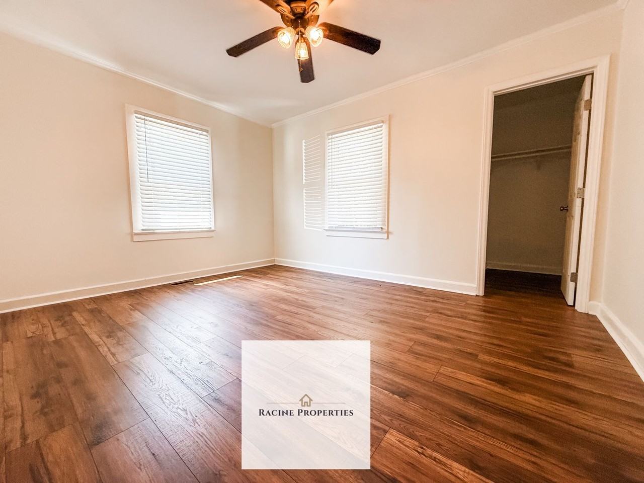 224 West Rd - Photo 7 of 12