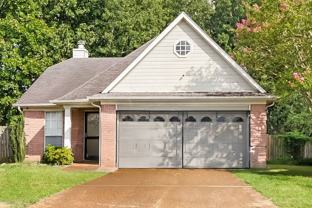 582 Ashley Glen Cir E - Photo 1 of 1