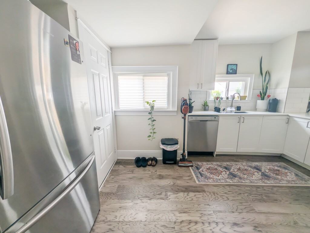 32 Garnet St - Photo 5 of 17