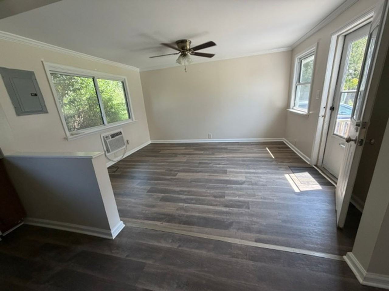104B Charles St - Charles St - Photo 3 of 7