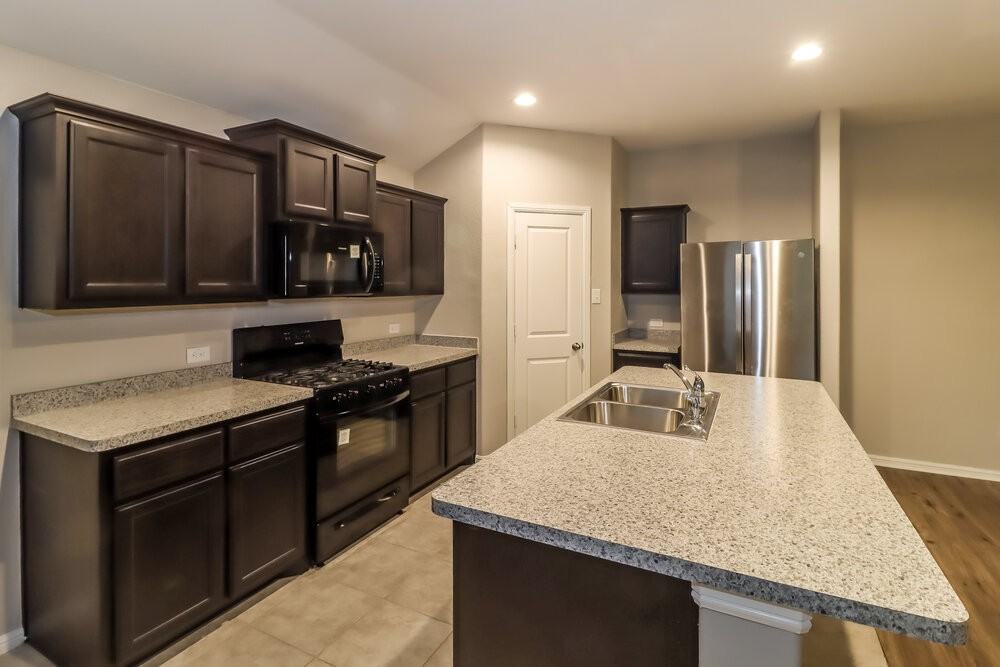 10302 Fort Belknap Trl - Photo 5 of 16