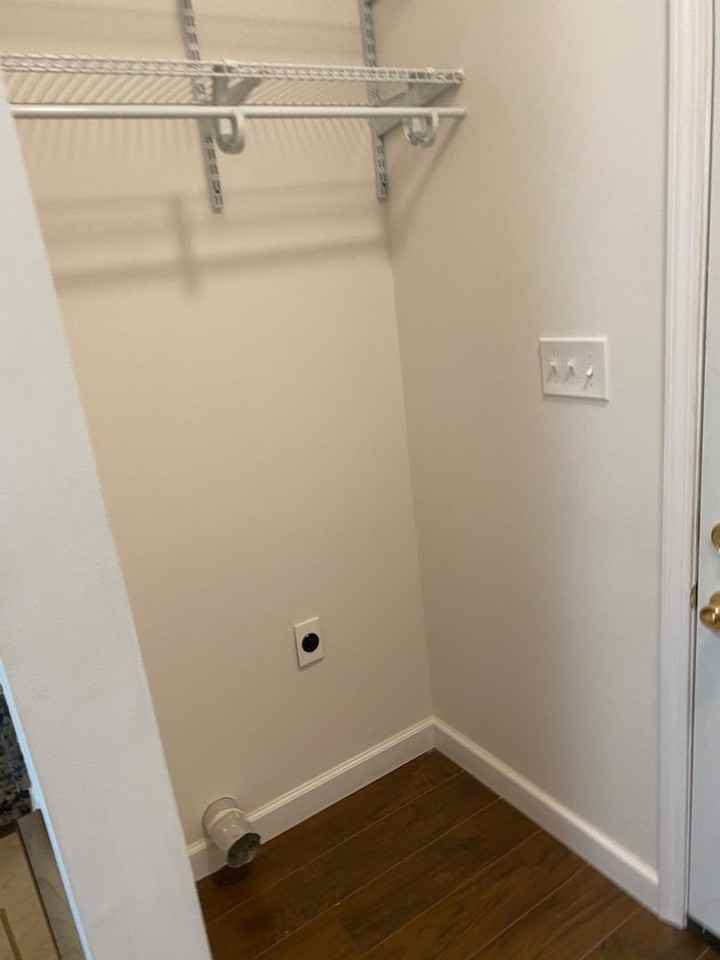 244 Windemere Way - Photo 5 of 18