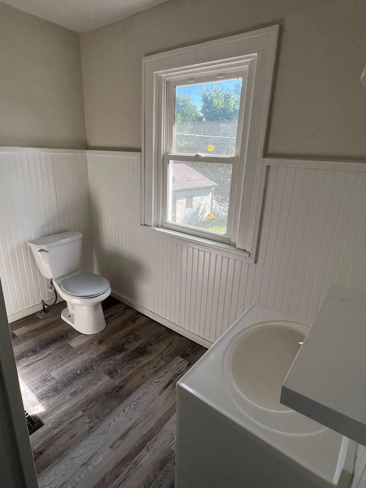 1304 Catalpa Dr - Photo 6 of 15