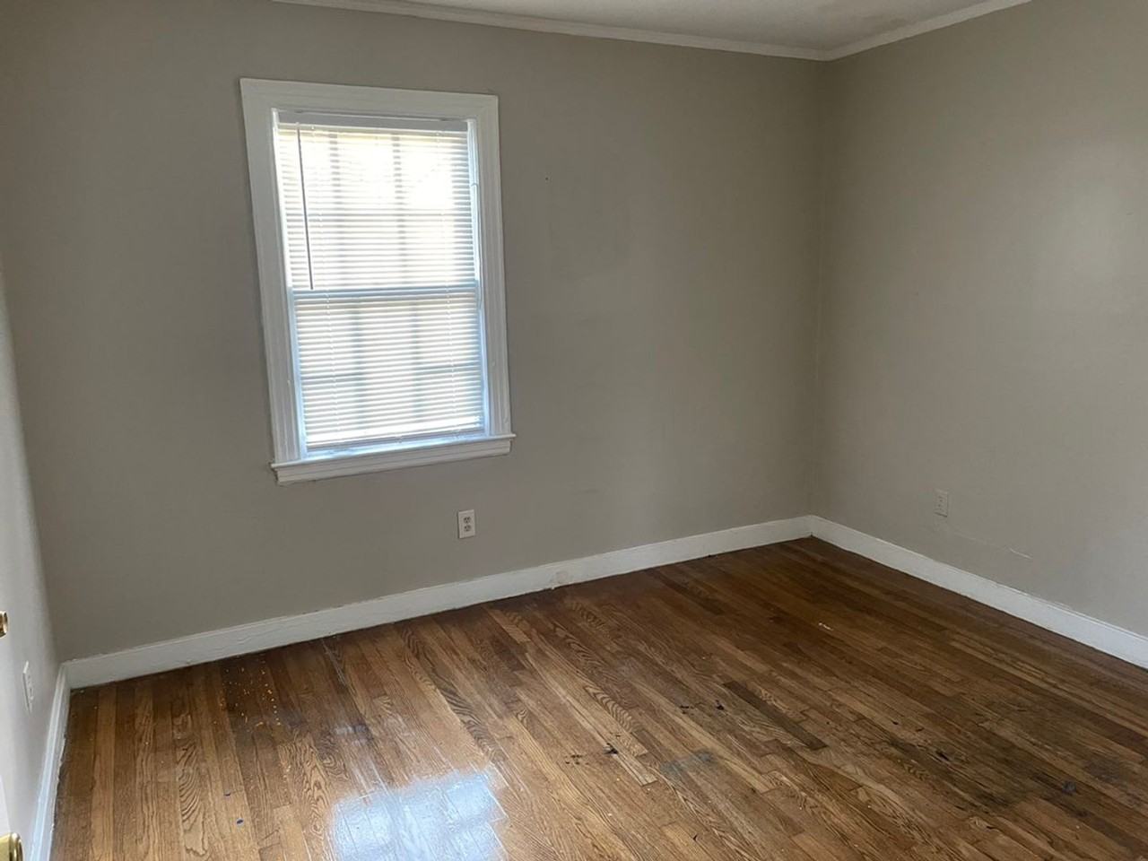 3787 Fairmont Ave - Photo 2 of 6