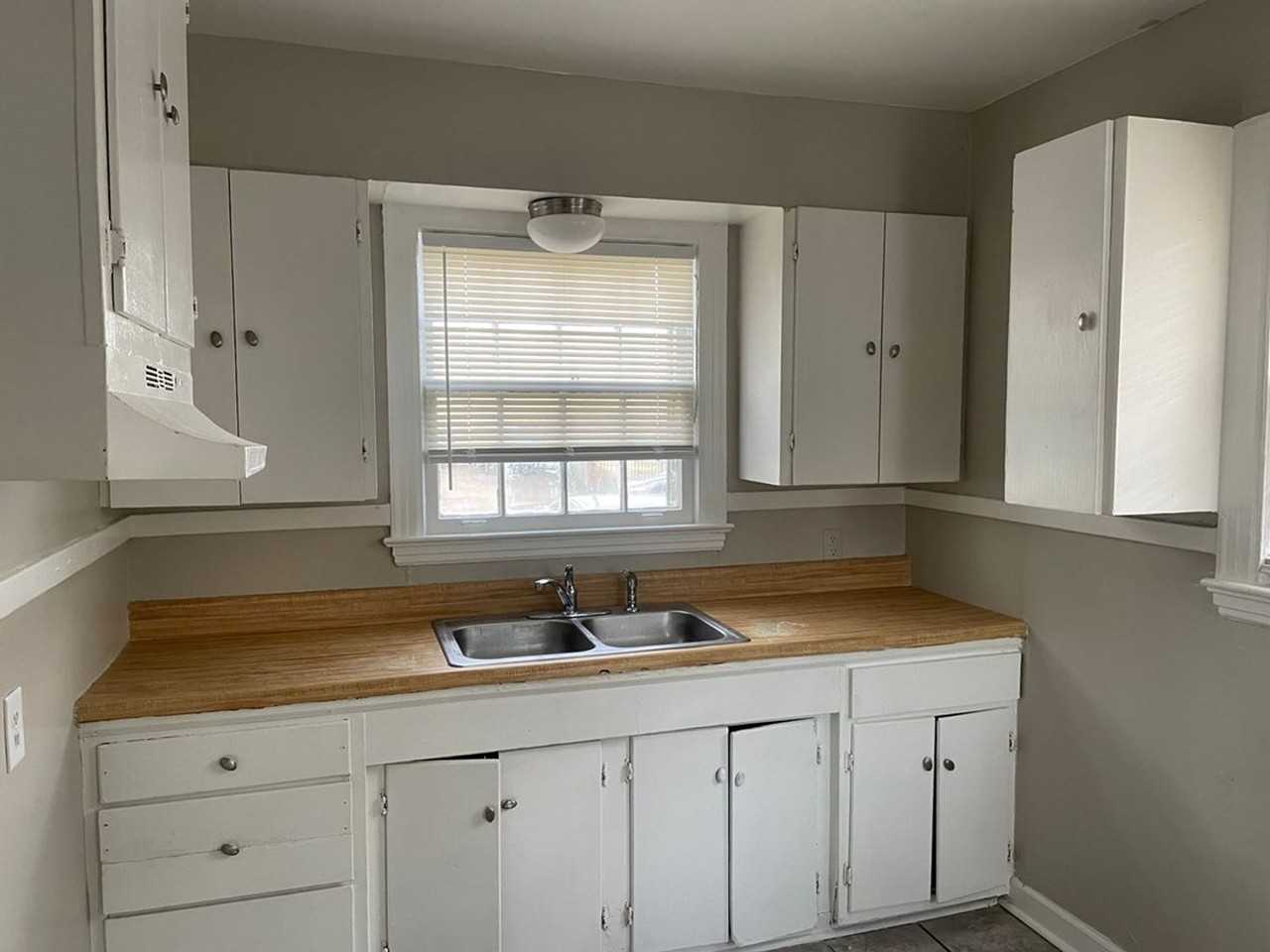 3787 Fairmont Ave - Photo 5 of 6
