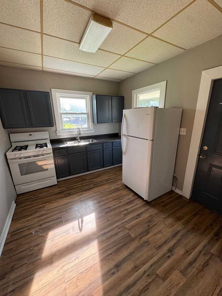 411 Boltz St - Photo 3 of 9