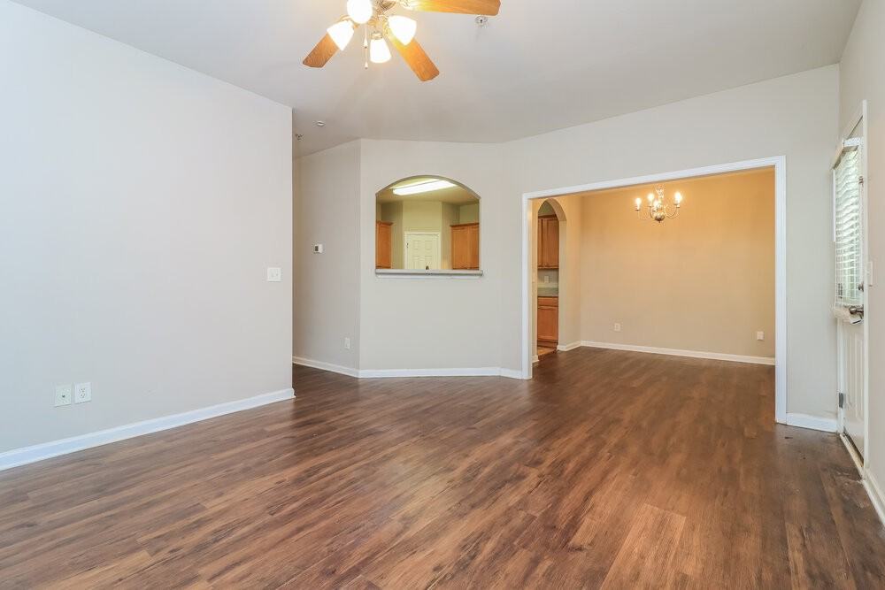 204 Ranier Ct - Photo 7 of 17