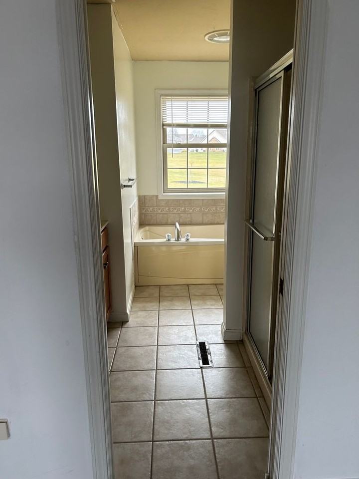 2045 Nena Dr - Photo 5 of 11