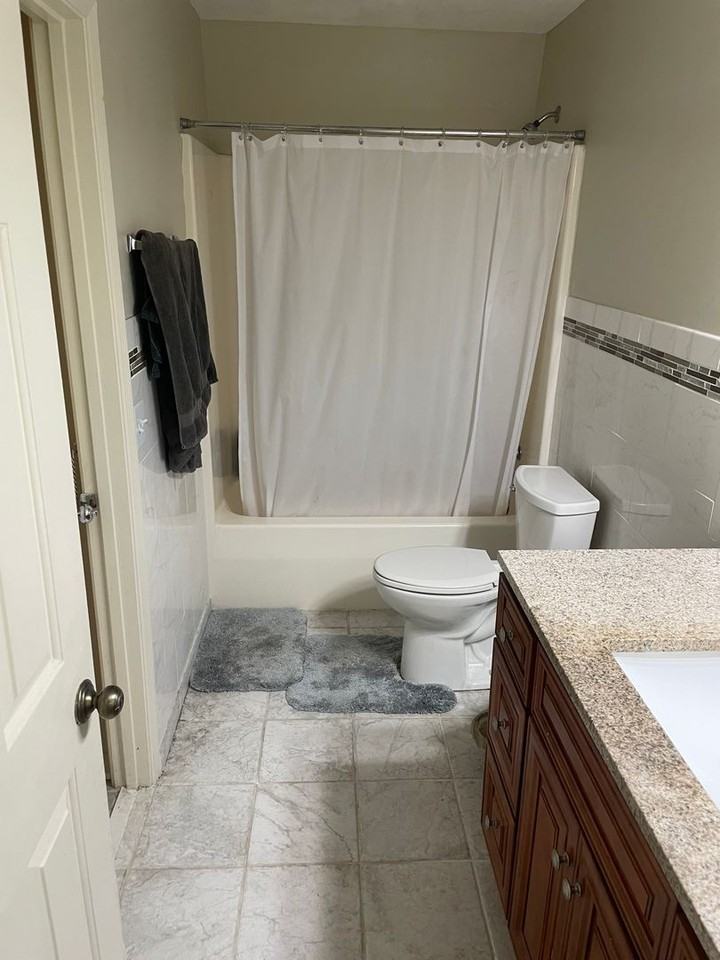 253 E Glenn Ave Apt A - Photo 2 of 4