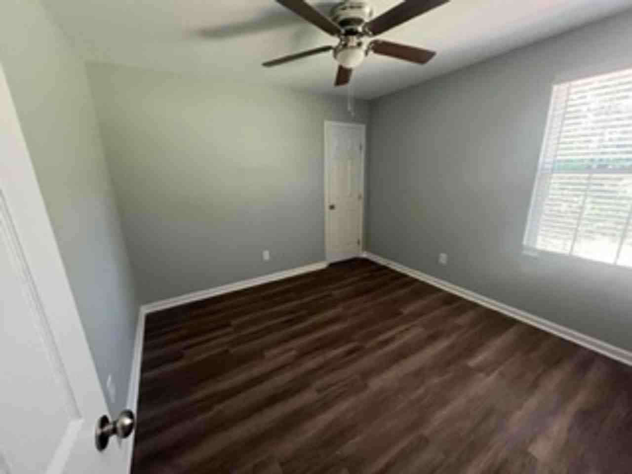 1800 Acker Dr - Photo 7 of 16