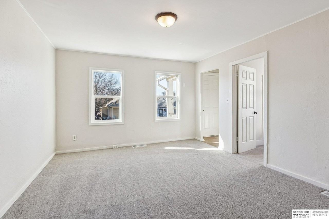 2227 S 12th St - Photo 6 of 16