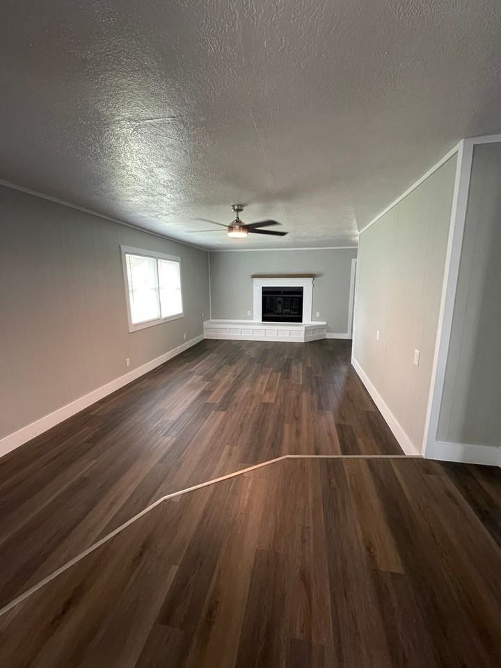 704 S 26th St - Photo 2 of 35