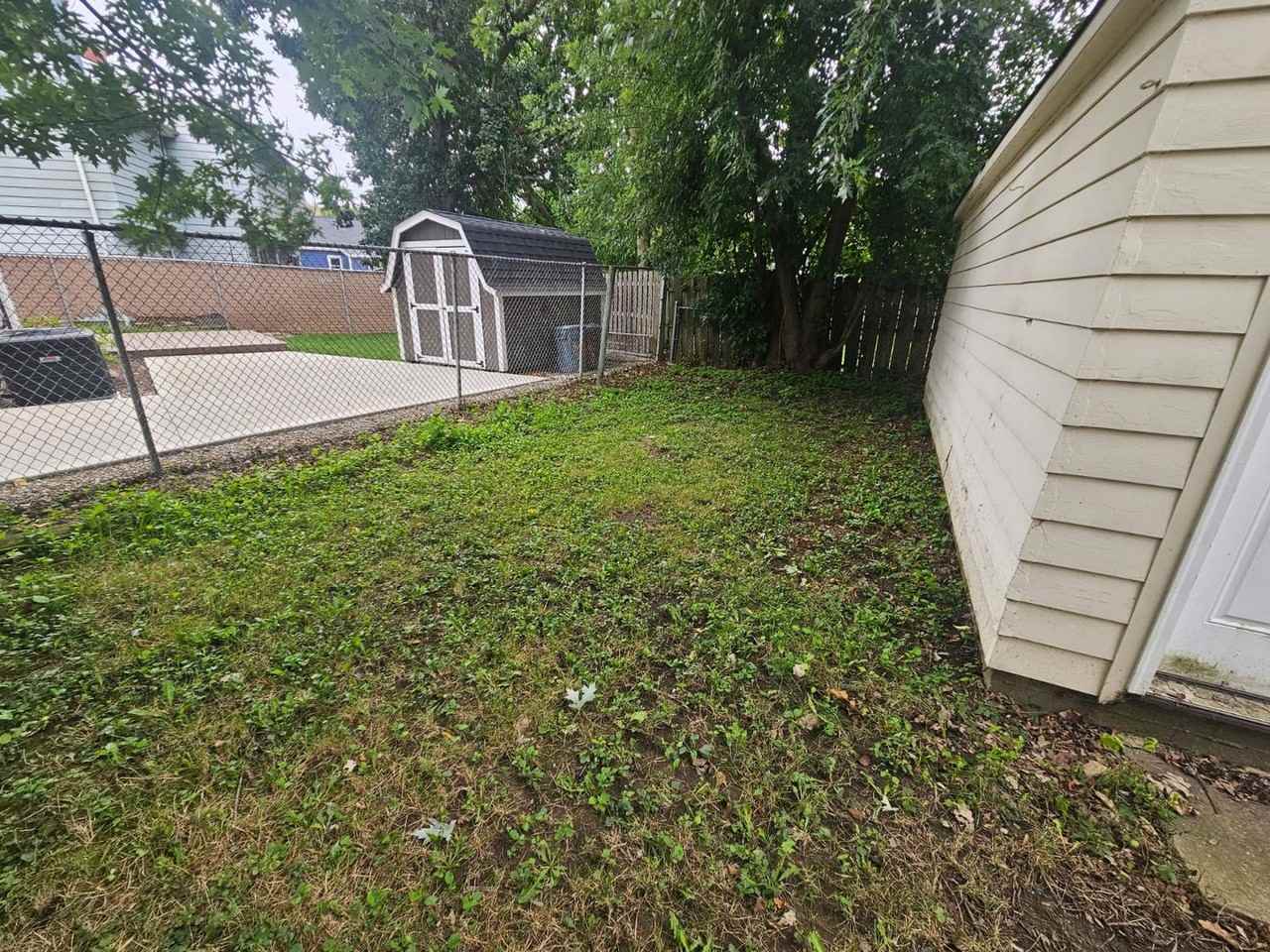 286 Courtland Blvd - Photo 2 of 19