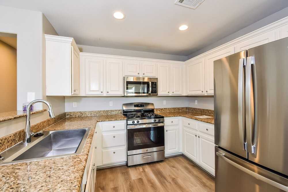 998 Alfonso Ave - Photo 7 of 17