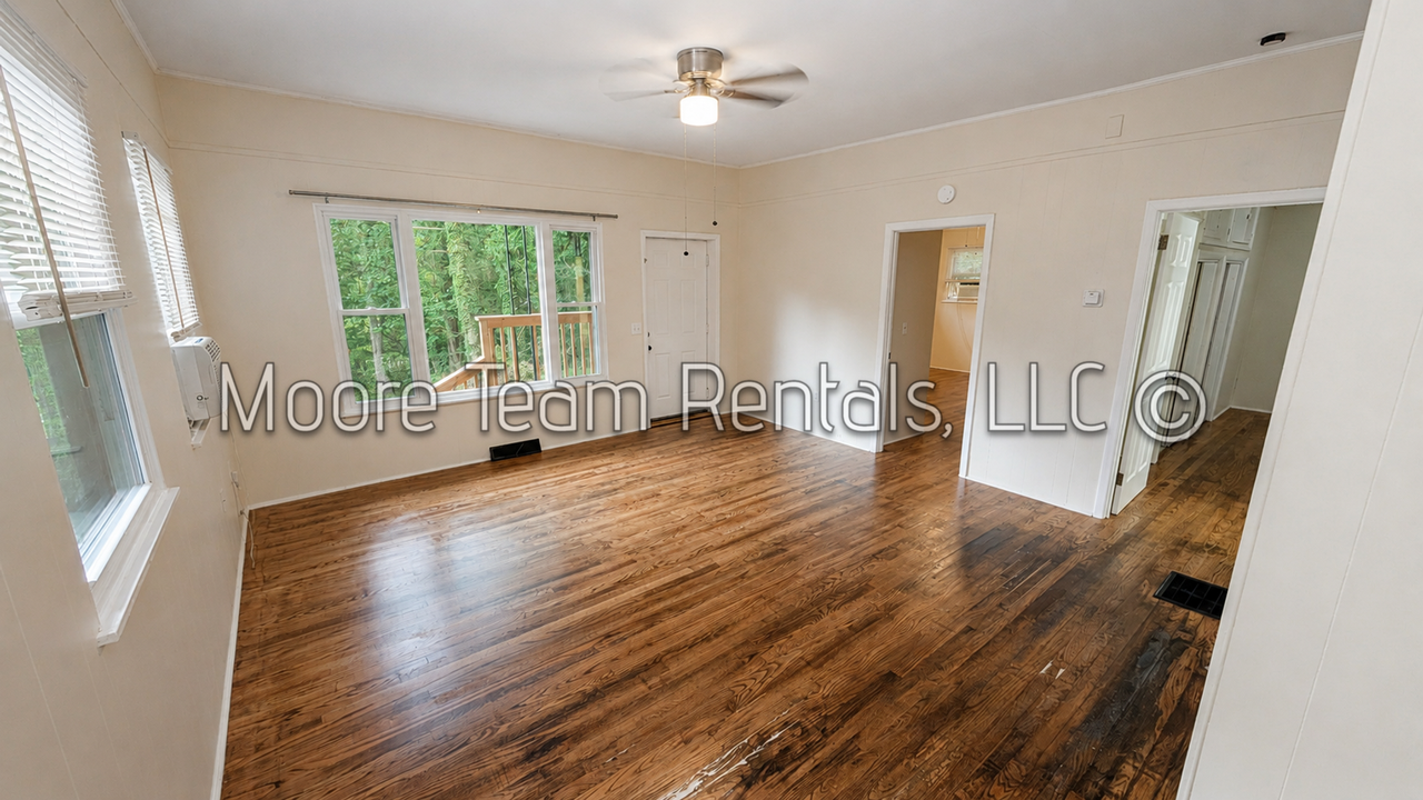 536 Fairway Dr - Photo 6 of 13