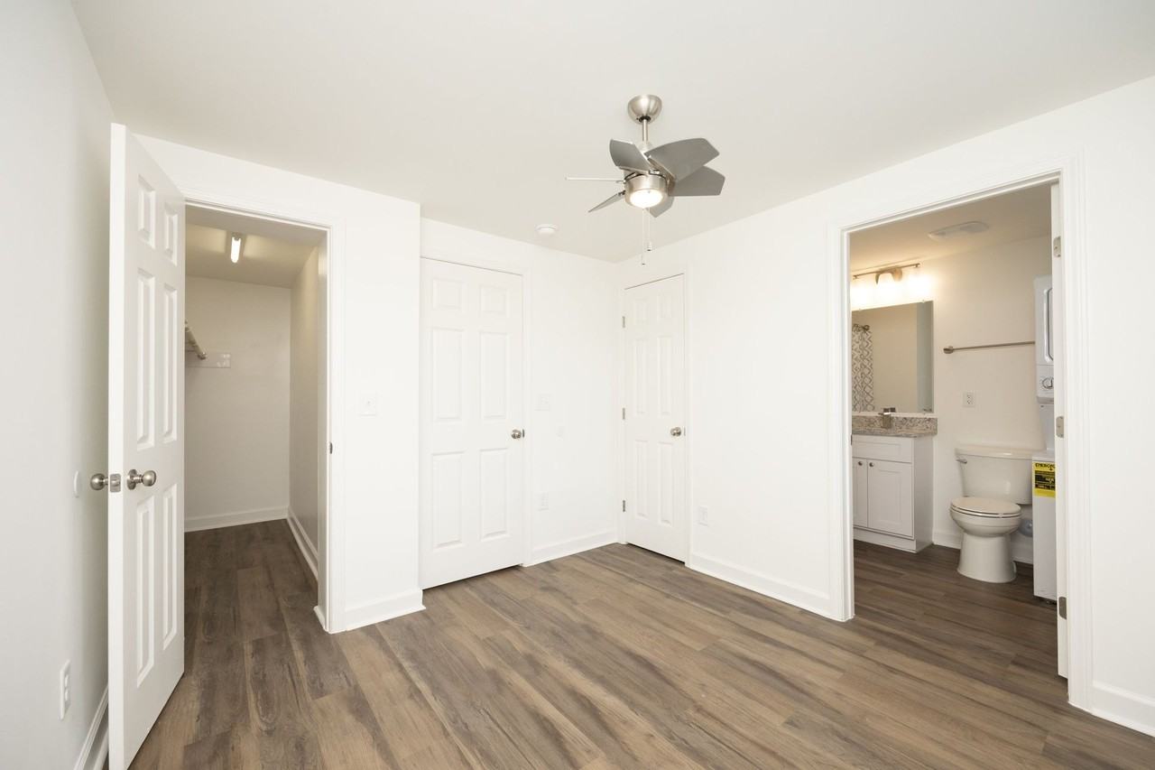 315 West Trinity Avenue - Photo 7 of 46
